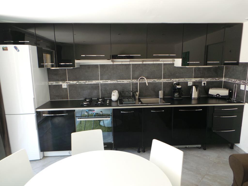 Appartement Vue Montagne Gareoult Екстер'єр фото